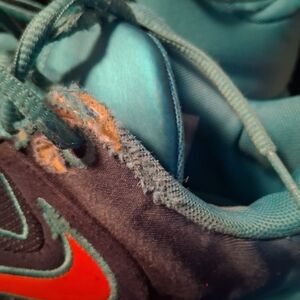 Nike Kids Sneakers - Teal and Red